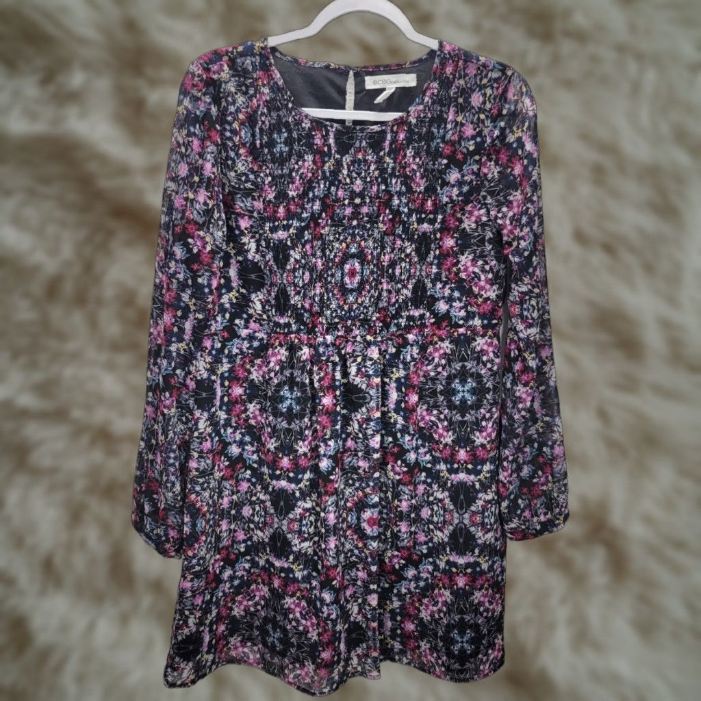 BCBGeneration BCBGGeneration Shift Dress Smocked Floral Long Sleeve Black Sz S Womens Dress Size S / US 4 / IT 40 - 1 Thumbnail
