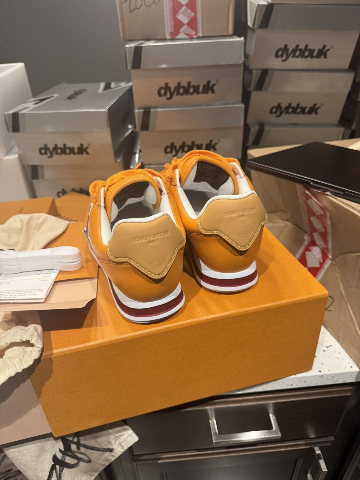 Louis Vuitton IV BUTTERSOFT Sneaker Size US 9.5 / EU 42-43 - 2 Thumbnail