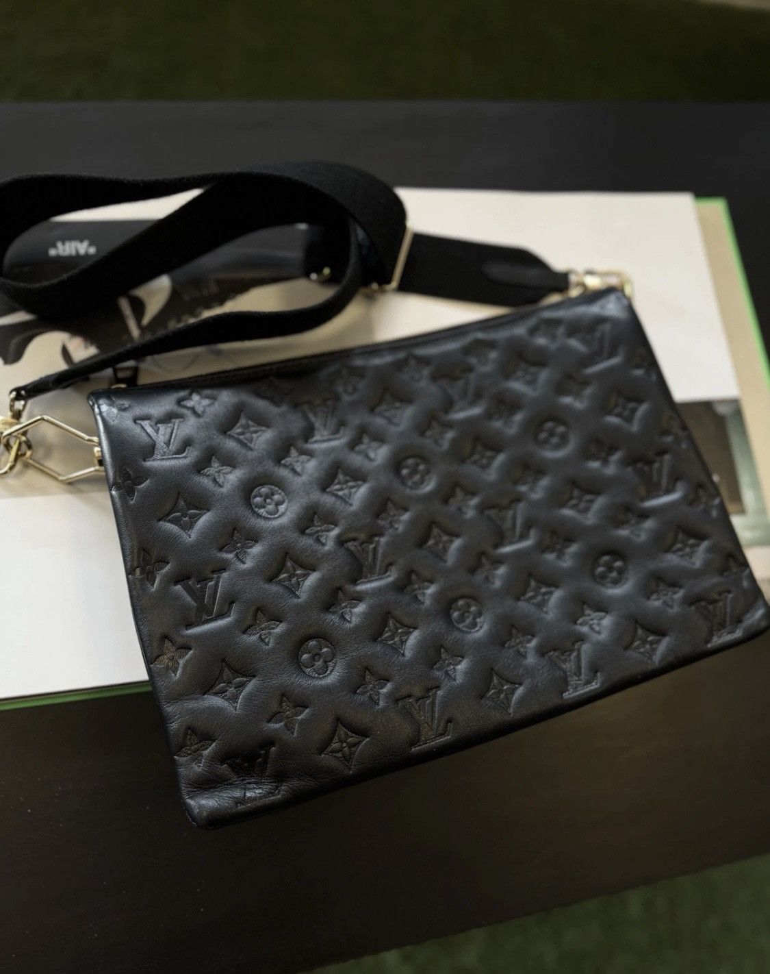 Louis Vuitton Louis Vuitton Coussin MM Shoulder Bag Monogram Size ONE SIZE - 3 Thumbnail