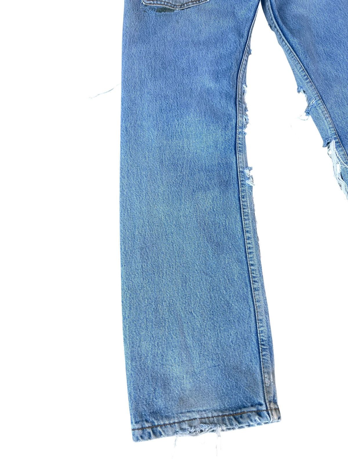 Vinti Andrews Vinti Andrews X Levi’s 501 Trashed Distressed Denim Jeans Size US 30 / EU 46 - 13 Thumbnail