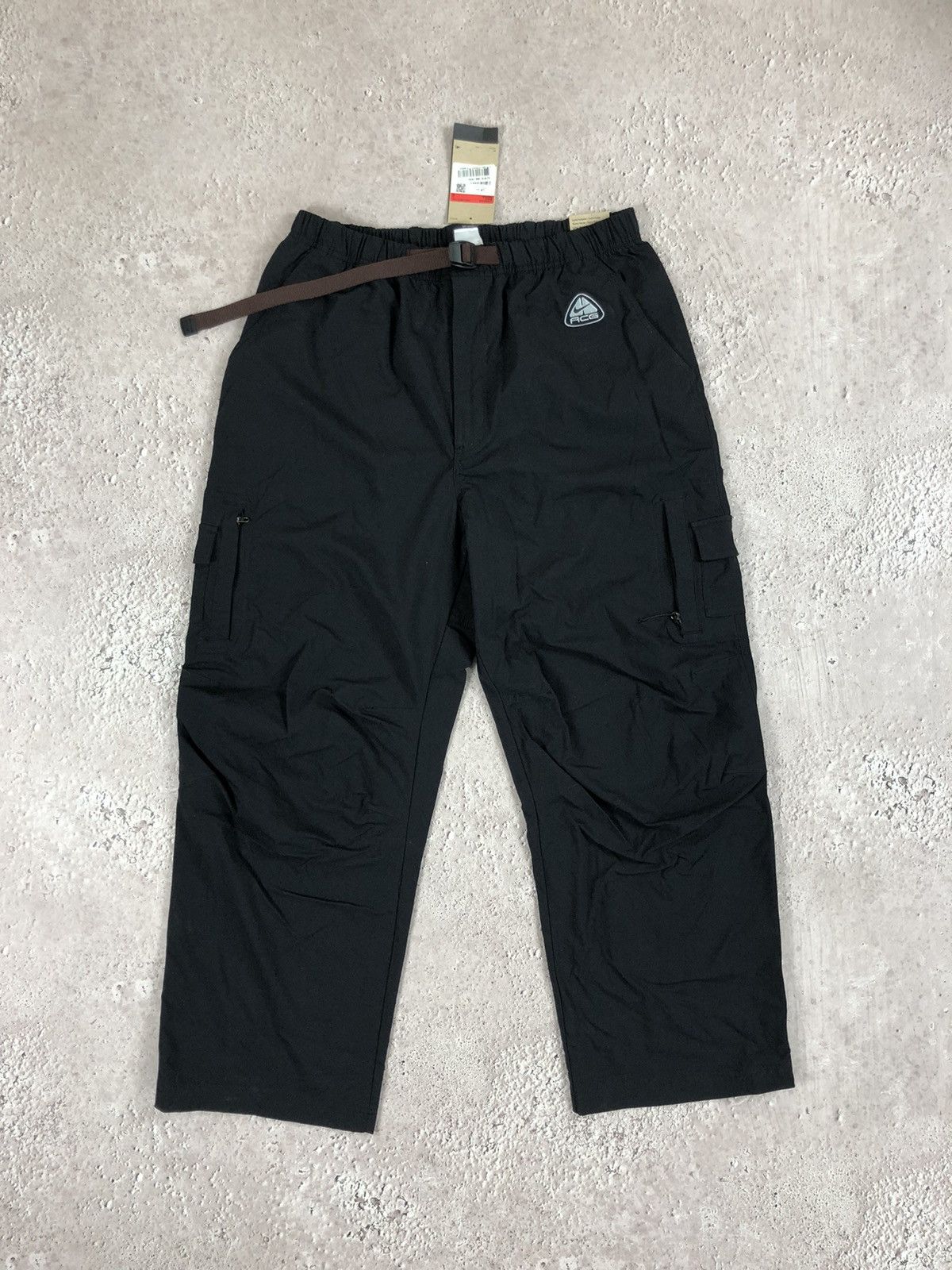 image of Nike Acg Cargo Joggers Pants in Black, Men's (Size 36)