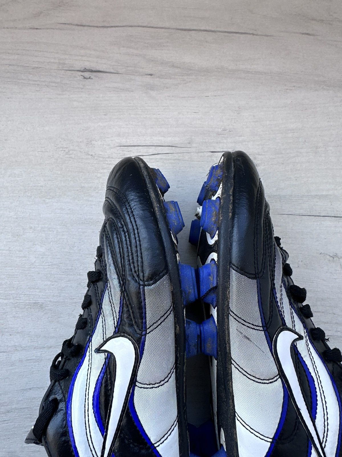 Nike × Vintage Nike Mercurial R9 Ronaldo Fenomeno 2000 Football Cleats US10 Size US 10 / EU 43 - 6 Thumbnail