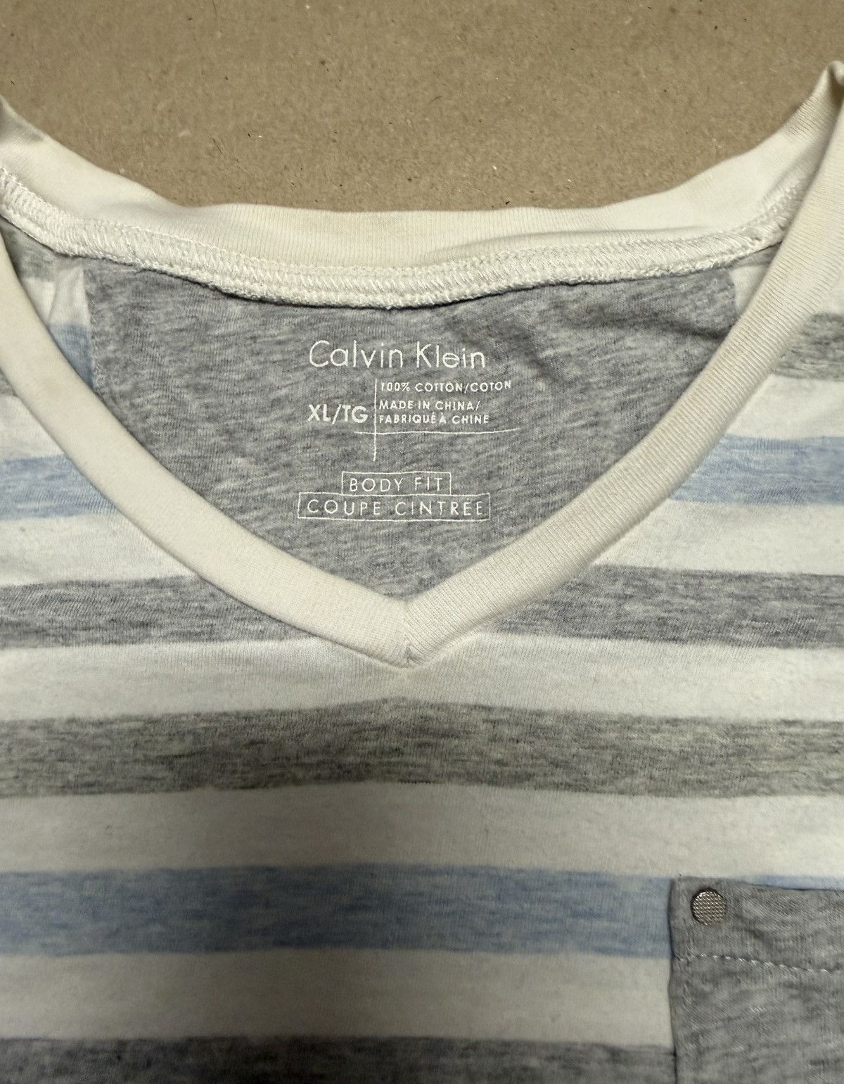 Calvin Klein Calvin Klein V neck XL Extra Large T Shirt Tee stripes Rare! Size US XL / EU 56 / 4 - 3 Thumbnail