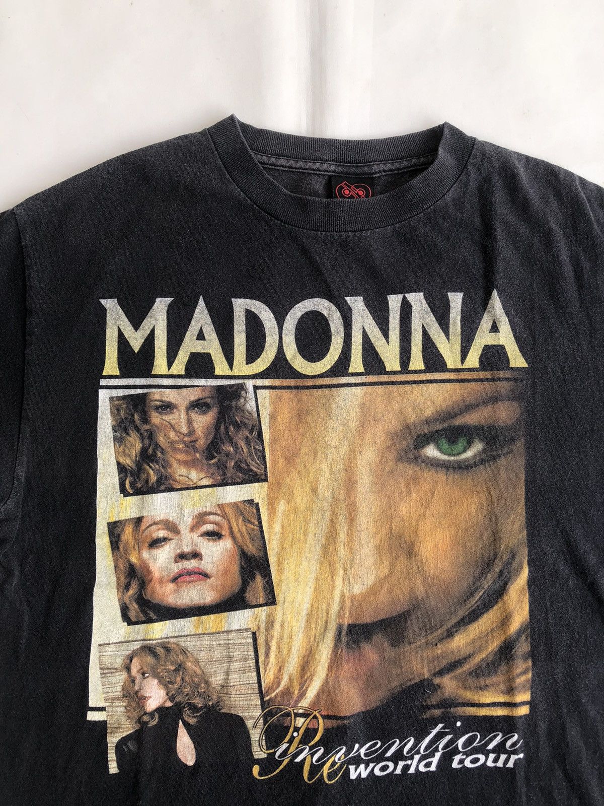 Band Tees × Japanese Brand 00s Madonna Word Tour Tshirt Tee Size US M / EU 48-50 / 2 - 5 Thumbnail