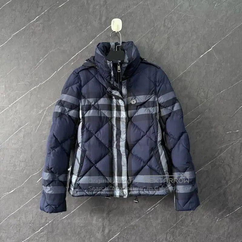 Other Burberry Women's Navy Cotton Down Jacket. Size S / US 4 / IT 40 - 1 Thumbnail
