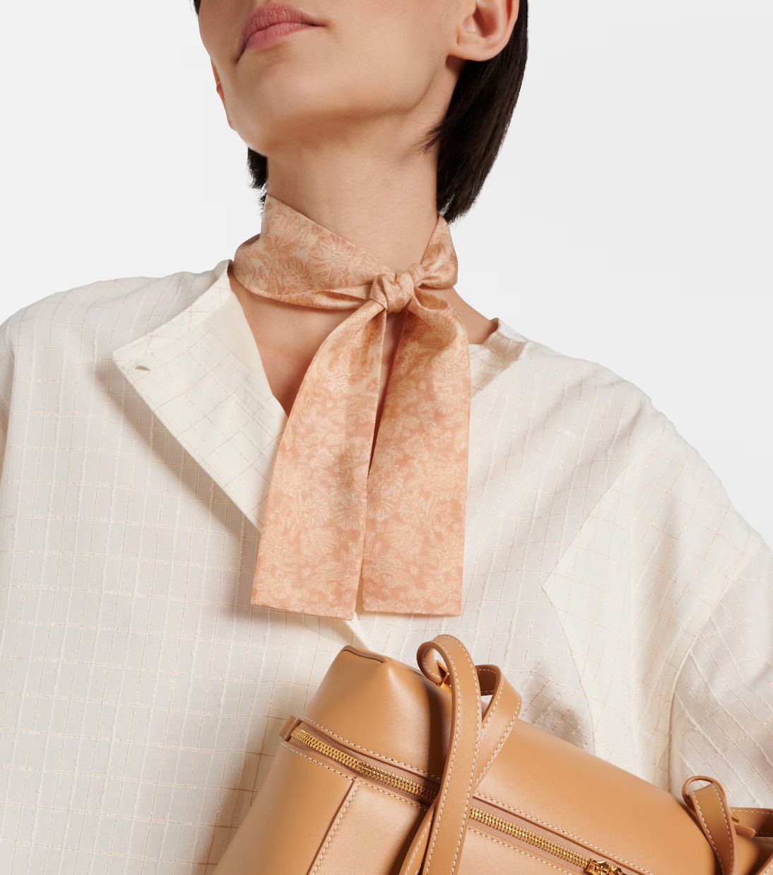 Loro Piana o1srvl11e0325 FAN9388 Size: OS / Scarf in Ivory & Orange Size ONE SIZE - 2 Thumbnail