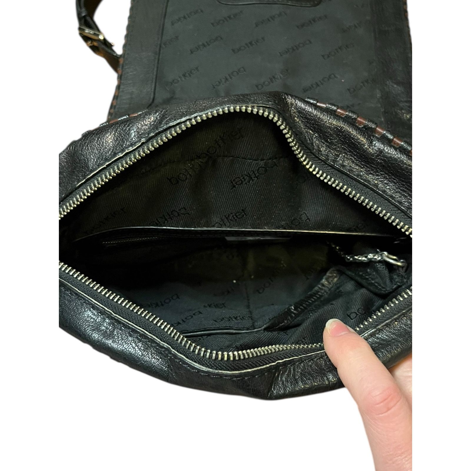 Vintage Botkier black leather crossbody bag brown trim Flap closure Size ONE SIZE - 9 Thumbnail