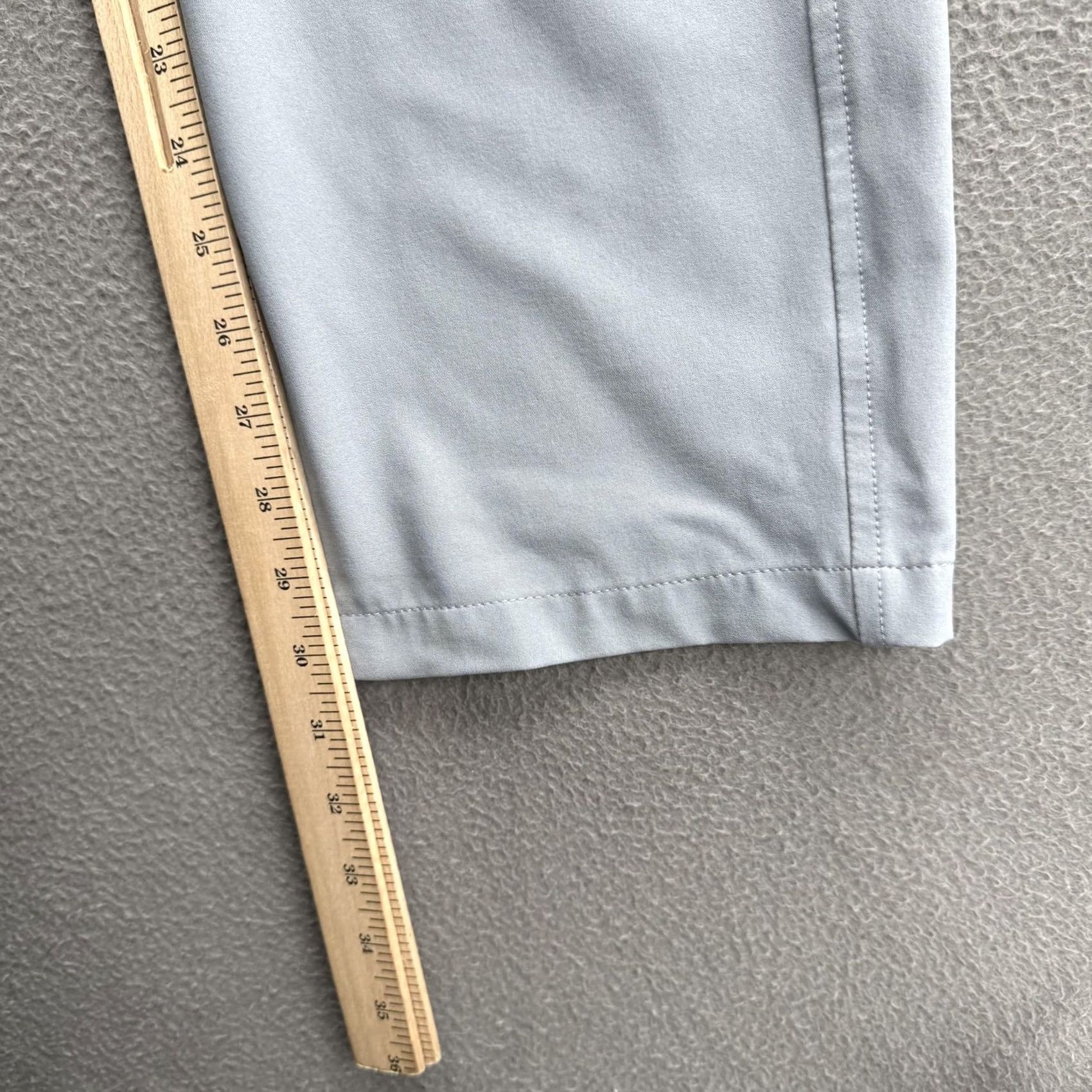 Under Armour Under Armour Mens 34x30 Gray Elastic Waist Golf Chino Pants Shirt? Size US 34 / EU 50 - 6 Thumbnail