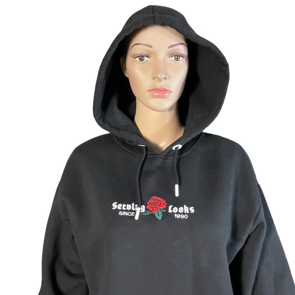 Bershka Bershka Cropped Black Hoodie Size M Size M / US 6-8 / IT 42-44 - 3 Thumbnail