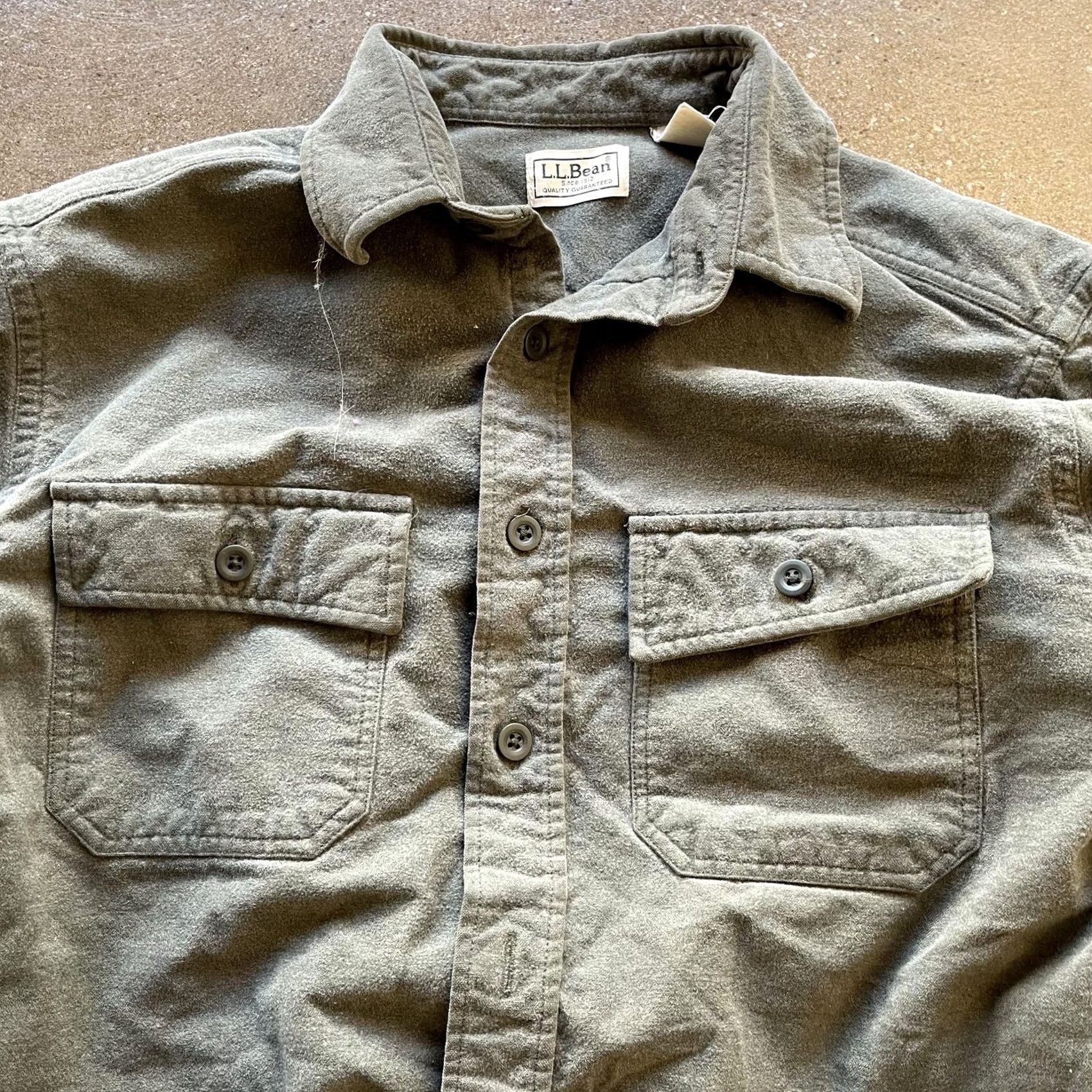 Vintage L.L.Bean Flannel Shirt Mens Medium Green Solid Long Sleeve Button Up Casual Size US M / EU 48-50 / 2 - 2 Thumbnail