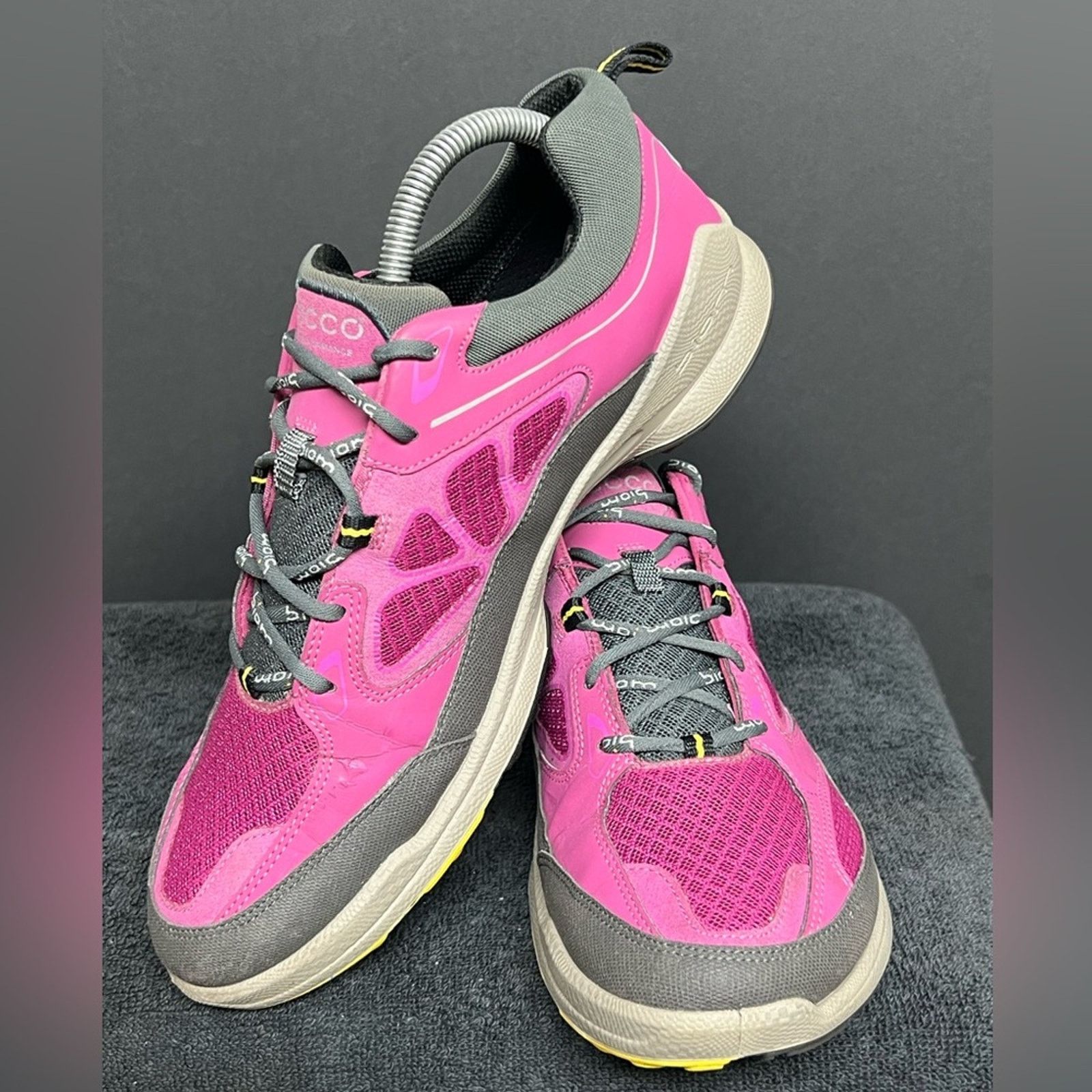 Ecco Ecco Biom Ultra Quest GTX Women’s Trail Shoes SZ 40 US 9/9.5 Size US 9.5 / IT 39.5 - 2 Thumbnail