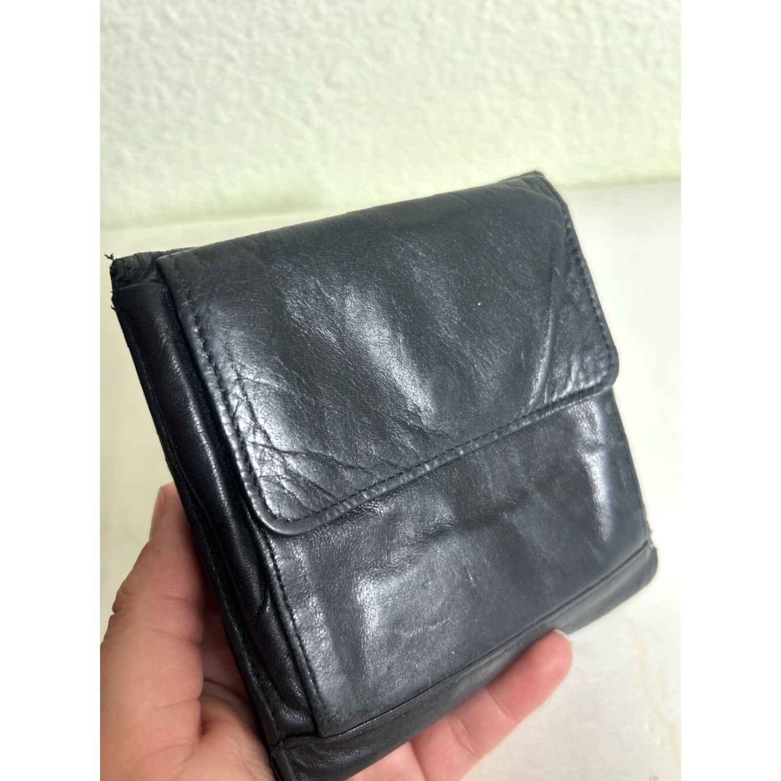 Vintage VINTAGE Pelle Studios Black Leather Trifold Snap Wallet Coin Purse Women 5x4.5x1 Wilsons Leather Size ONE SIZE - 3 Thumbnail