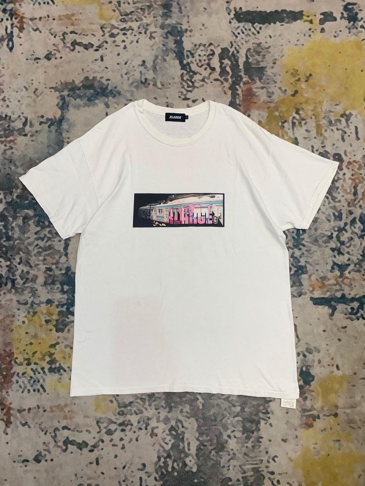 Xlarge Bundling Xlarge Throw Up Graffiti in Train Tshirt Size US L / EU 52-54 / 3 - 2 Thumbnail
