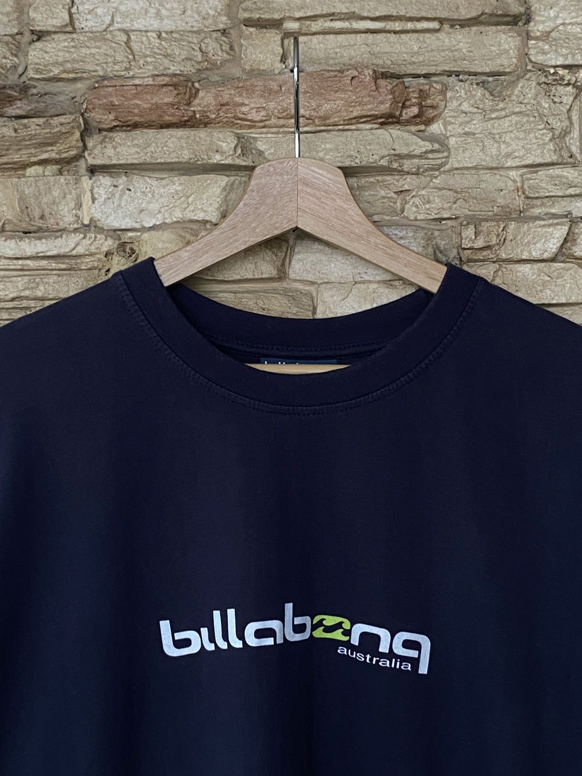 Vintage Vintage 90s Billabong Australia Backhit Print Logo Surfing Tees Size US XL / EU 56 / 4 - 4 Thumbnail