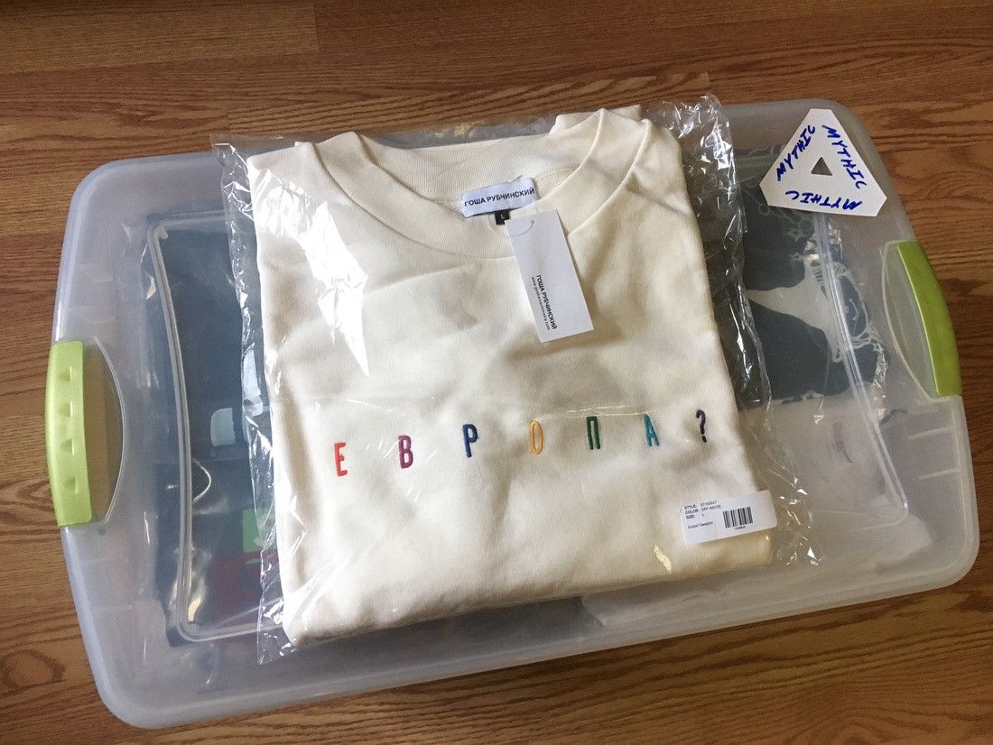 Gosha Rubchinskiy Gosha Europa? Embroidery Crewneck - DS Size US L / EU 52-54 / 3 - 2 Thumbnail