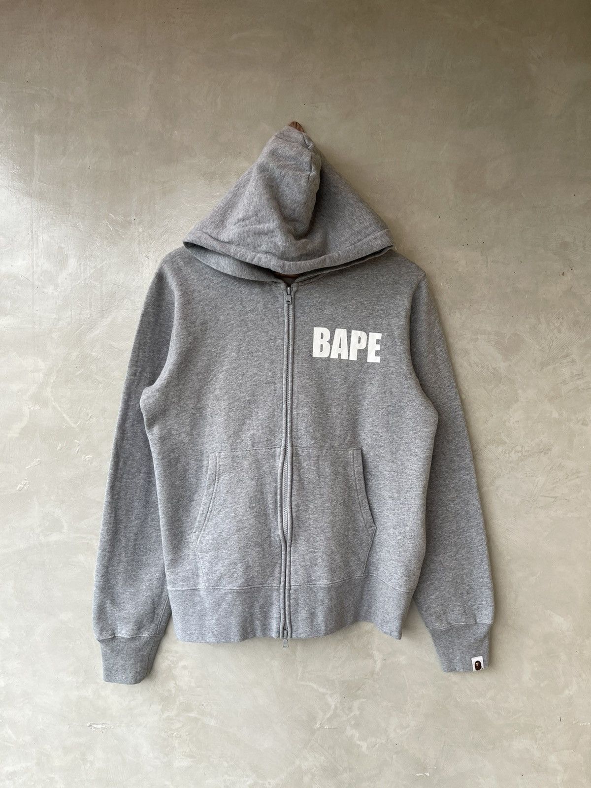 A BATHING APE BUSY WORKS ZIP-UP HOODIE