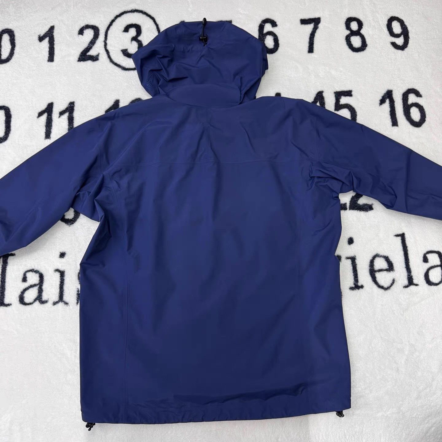 Arc'teryx ARC'TERYX x BEAMS Blue & Gold Hard Shell Jacket Q10 Size US L / EU 52-54 / 3 - 4 Thumbnail