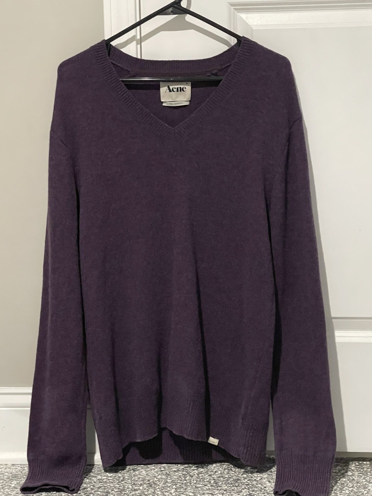 Acne Studios Acne Studios V-Neck Sweater Size US M / EU 48-50 / 2 - 1 Thumbnail