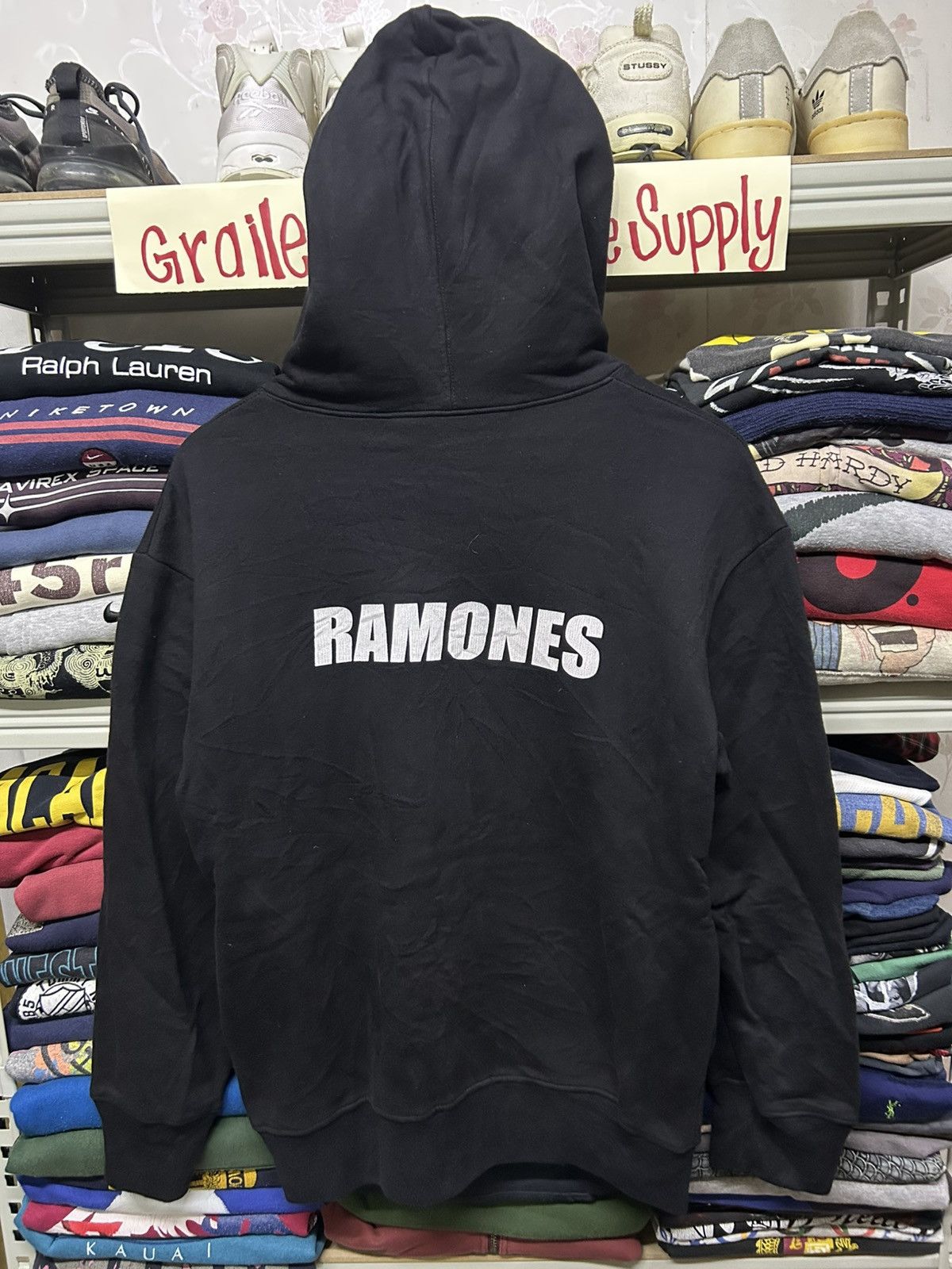 Band Tees Vintage ramones band hoodie Size US L / EU 52-54 / 3 - 2 Thumbnail