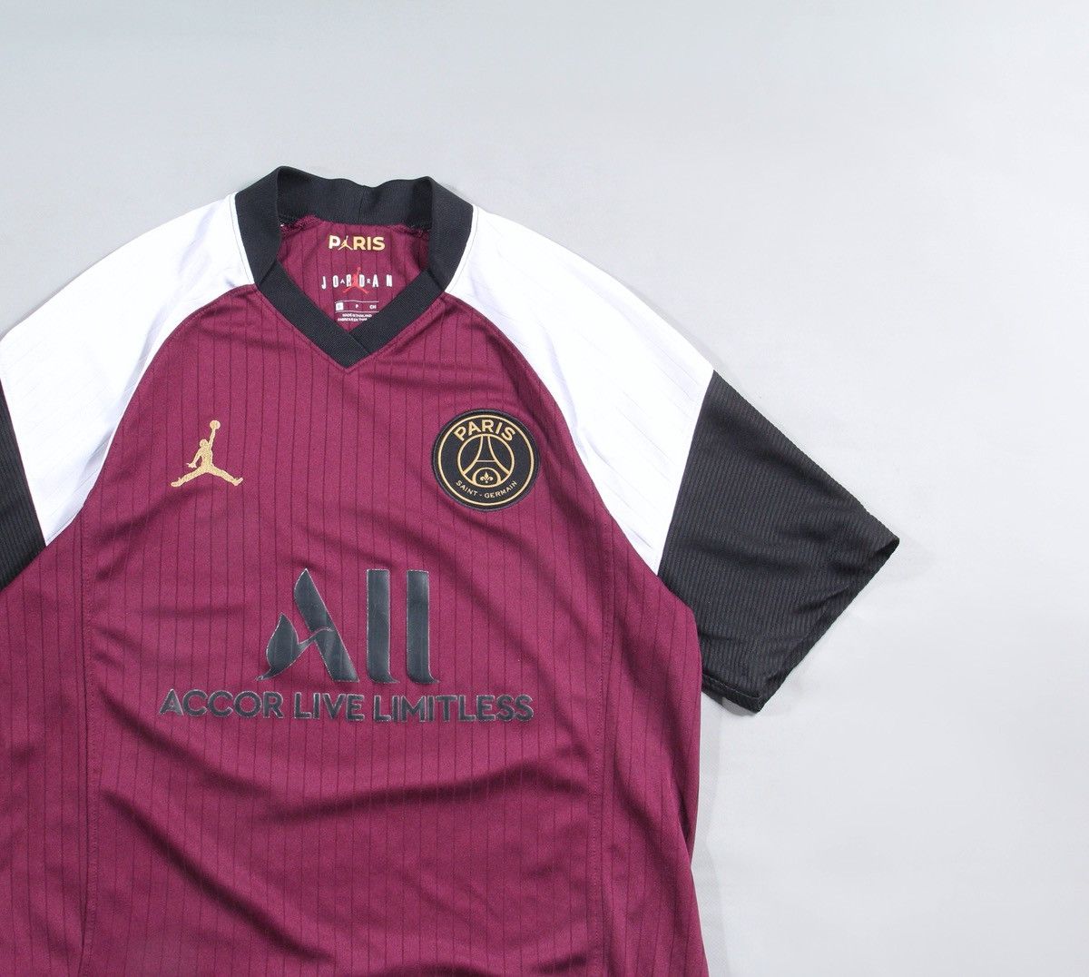 Jordan Brand Air Jordan x PSG Vintage Soccer Football Nike Jersey 90s S Size US S / EU 44-46 / 1 - 2 Thumbnail