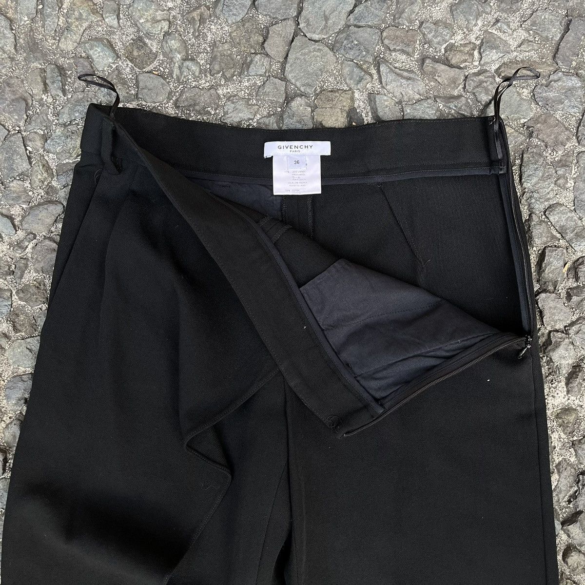 Givenchy Givenchy FW2009 Asymmetric Overlay Tailored Trousers Size 26" / US 2 / IT 38 - 10 Thumbnail
