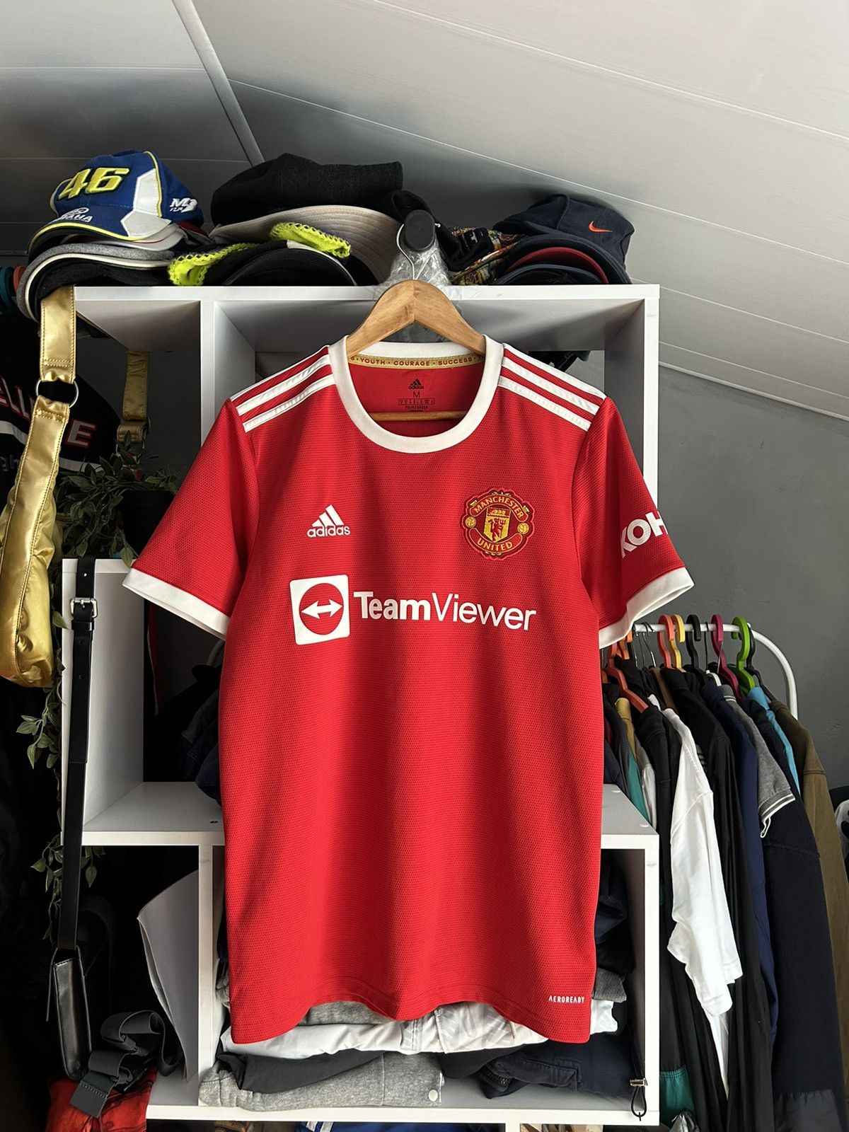 Adidas Manchester United SANCHO #25 2021/2022 soccer jersey size-M Size US M / EU 48-50 / 2 - 4 Thumbnail