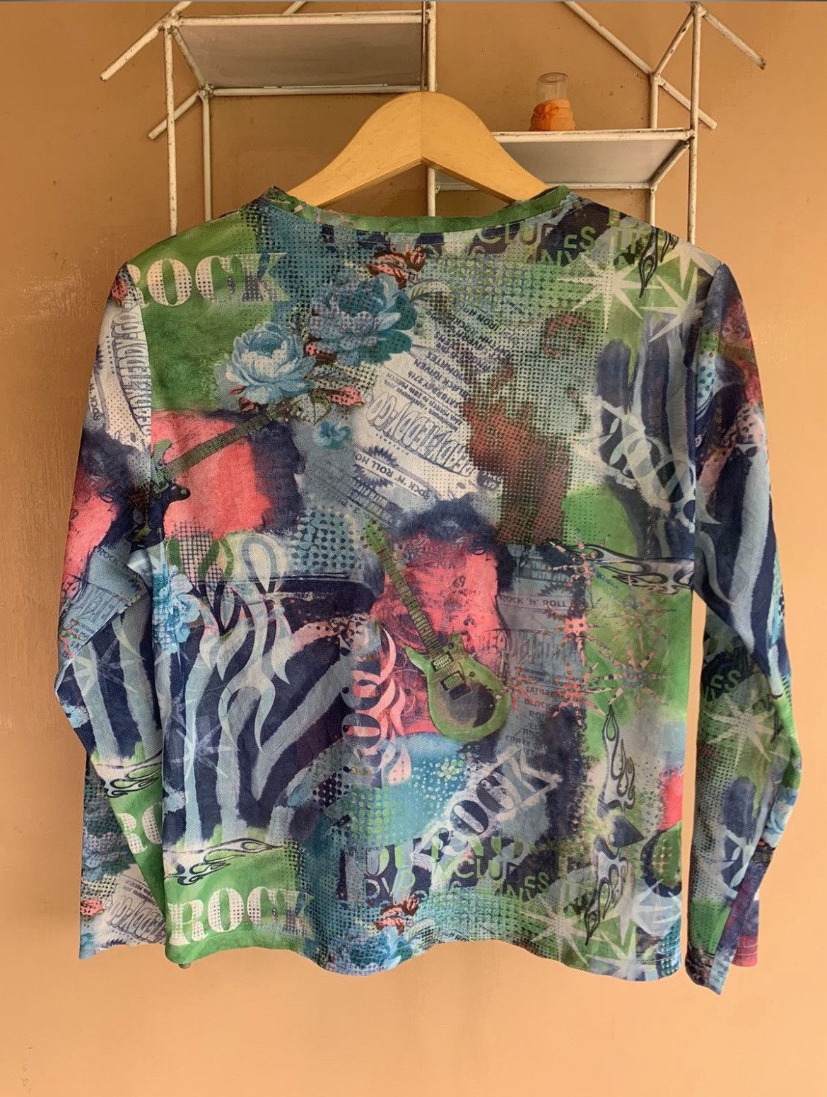 Japanese Brand Meshtop jpg style rock and flowers Size US S / EU 44-46 / 1 - 2 Thumbnail