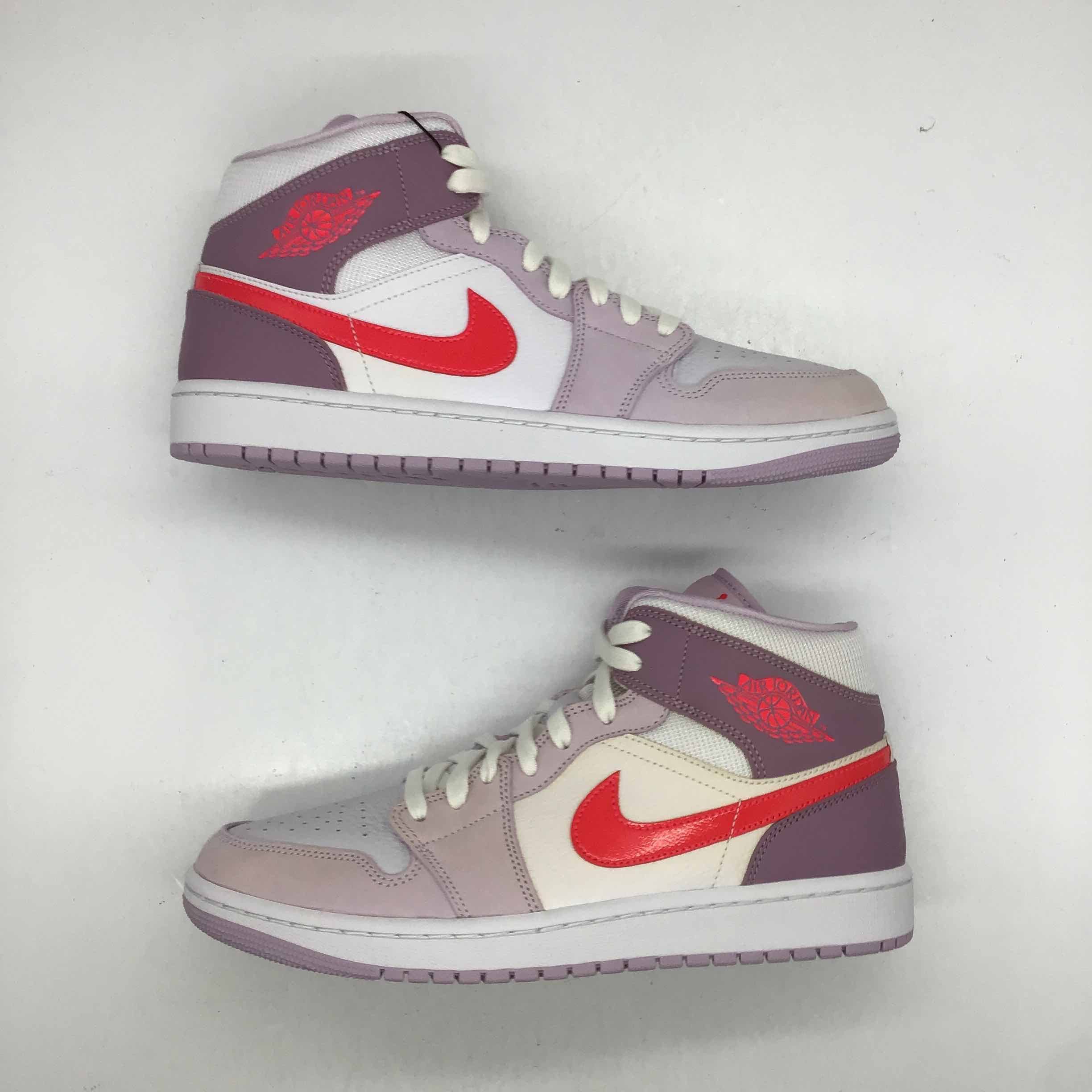 Wmns Air Jordan 1 Mid Valentines Day