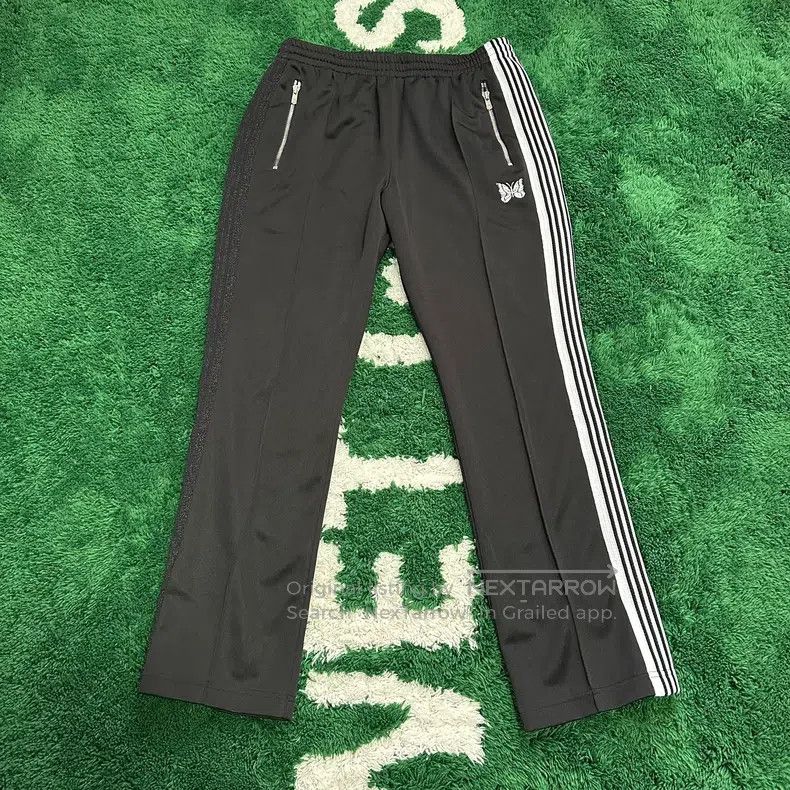 Needles Needles size M Black and white yin and yang side length pan Size US 30 / EU 46 - 1 Thumbnail