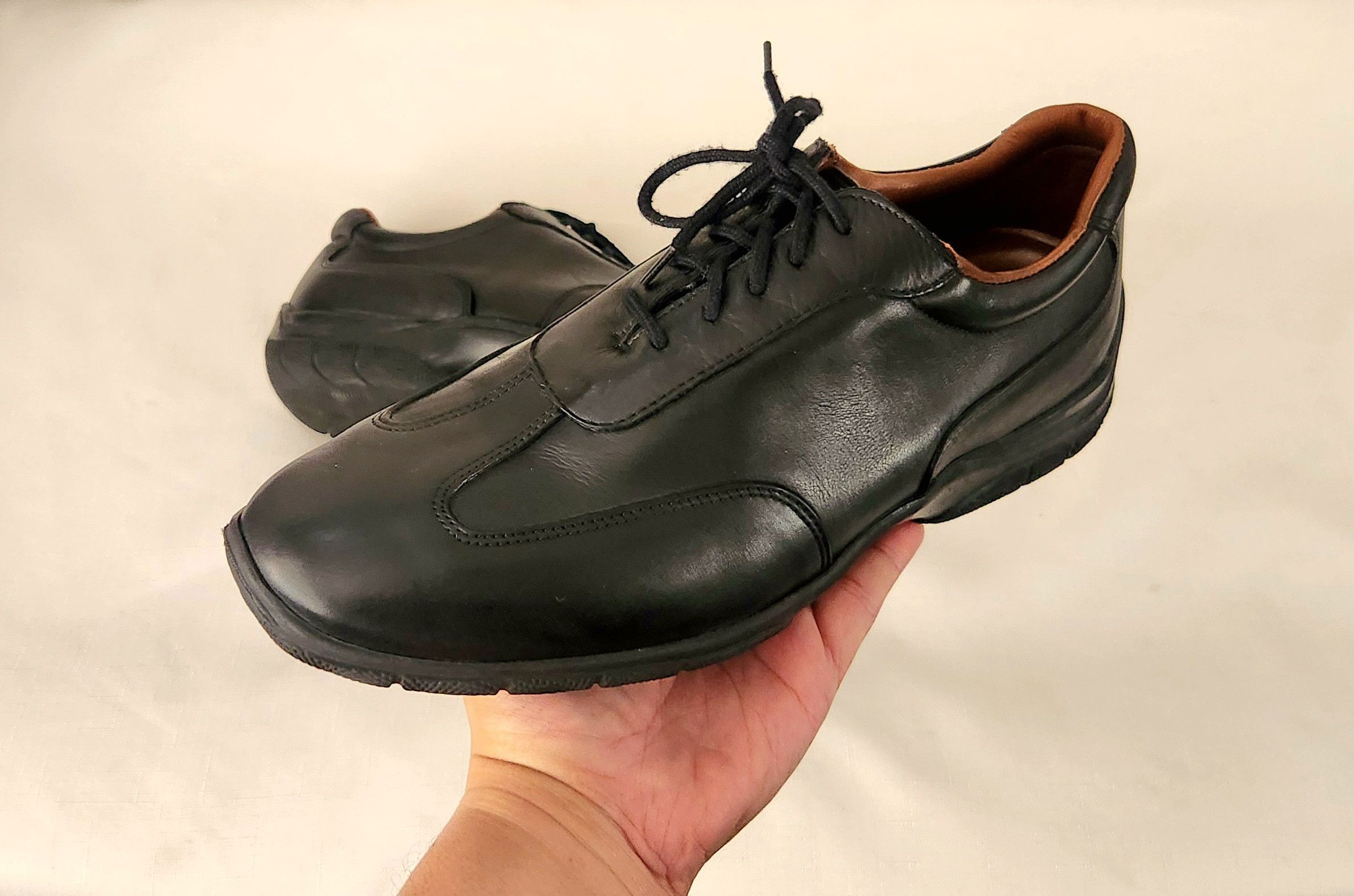 Allen Edmonds Allen Edmonds Day Tripper Men's Size 11.5 D 6988 shoes Size US 11.5 / EU 44-45 - 1 Thumbnail
