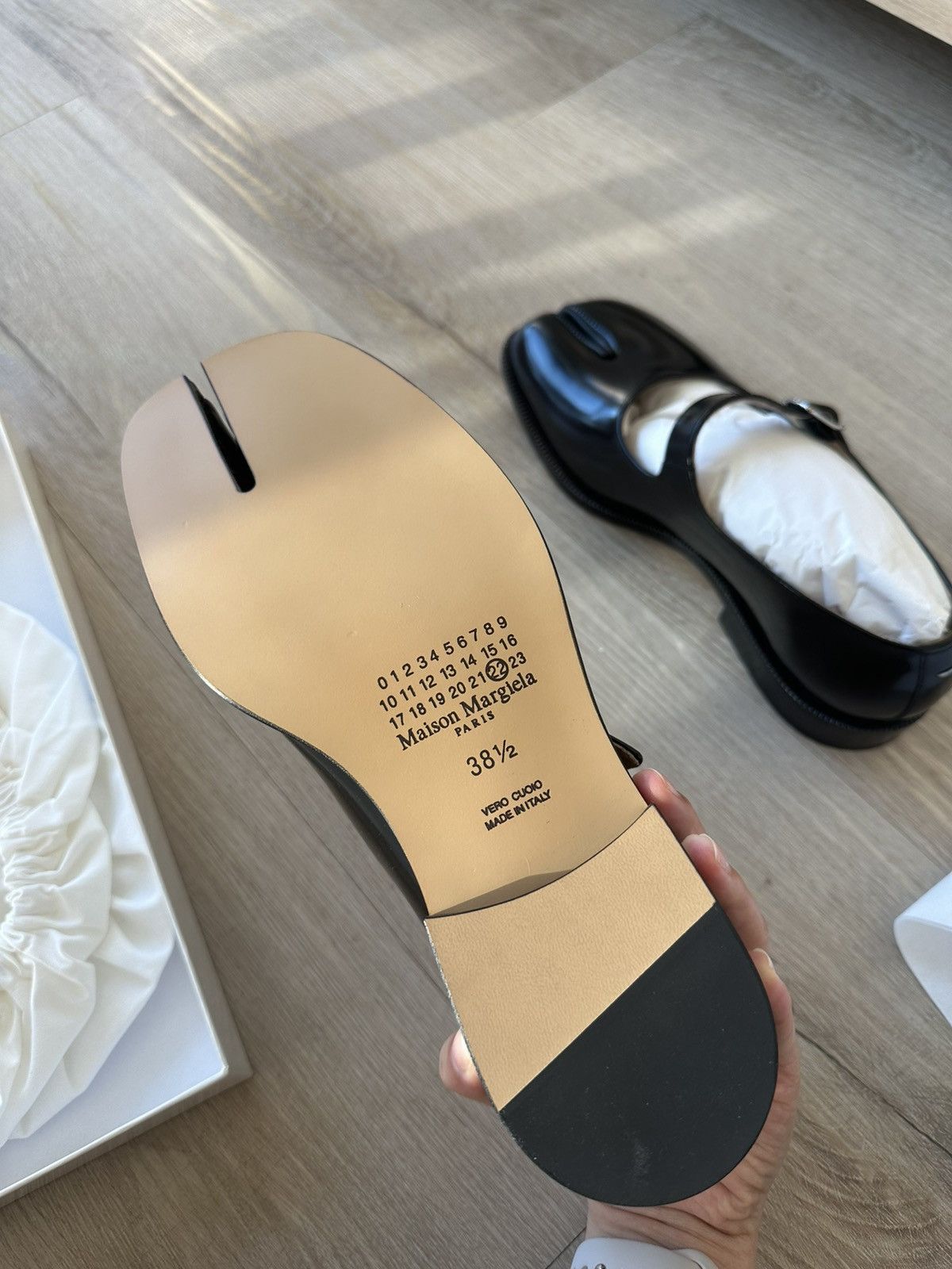 Maison Margiela Maison Margiela Tabi Mary-Janes Size US 8.5 / IT 38.5 - 2 Thumbnail