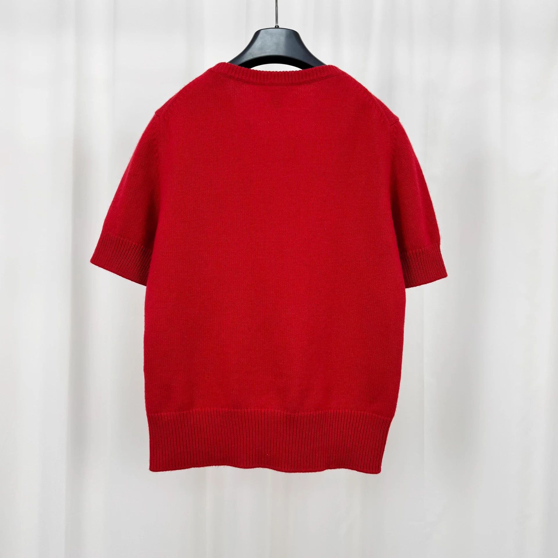 Louis Vuitton LV logo patch cashmere knit top M 99 new Size M / US 6-8 / IT 42-44 - 2 Thumbnail