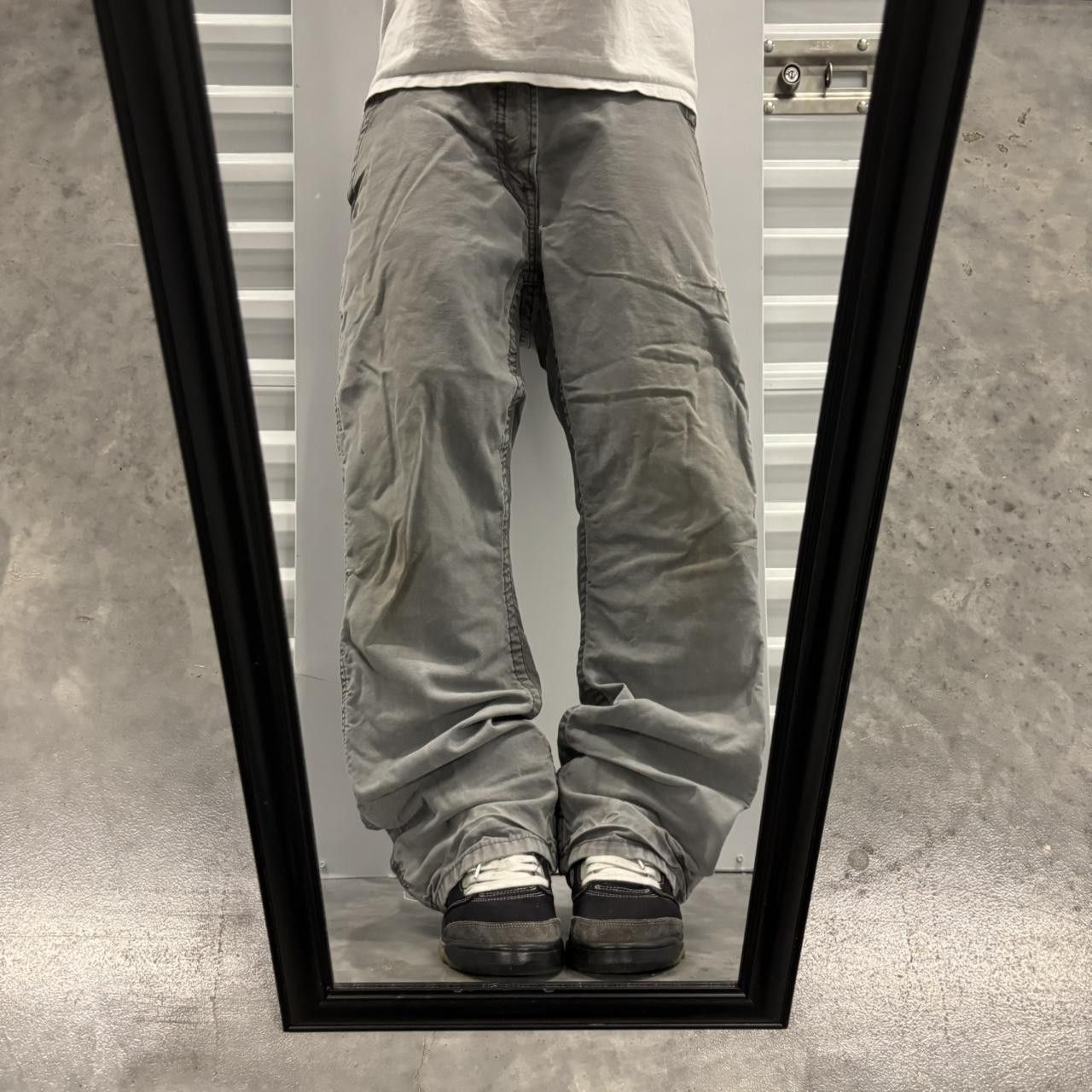 Japanese Brand × Vintage Crazy Vintage Y2K/2000s Faded Grey Streetwear Workwear Carpenter Pants! Size US 34 / EU 50 - 1 Thumbnail