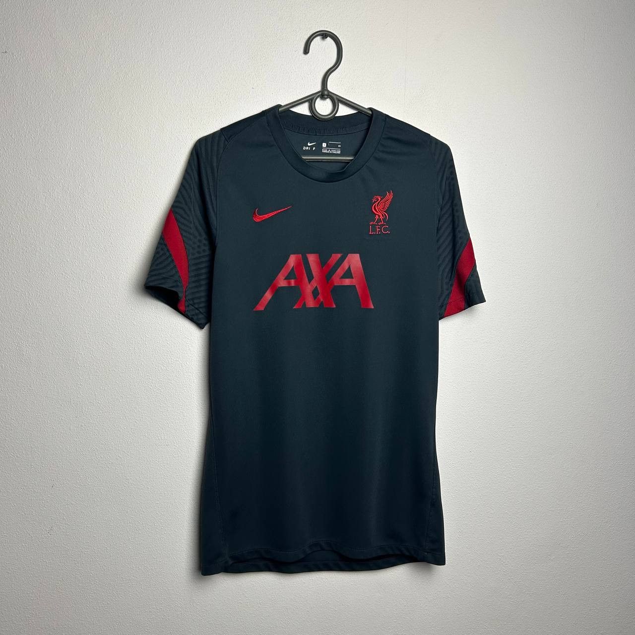 Nike Mens Nike FC Liverpool Home training soccer jersey Size US S / EU 44-46 / 1 - 1 Thumbnail