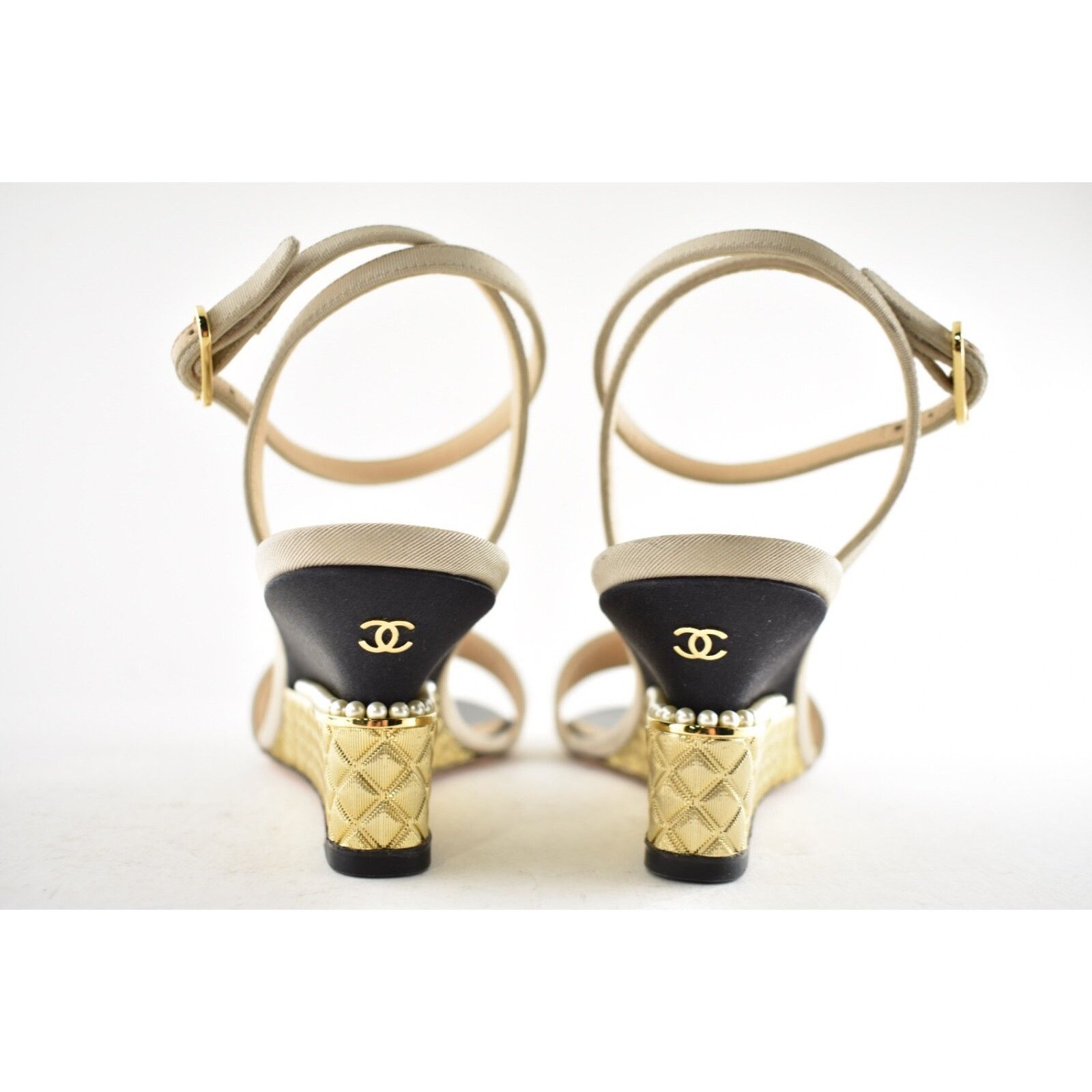 Chanel 17PGrosgrain Pearl CC Ankle Strap Sandals Wedge Heel Pump 37 Size US 7 / IT 37 - 11 Thumbnail