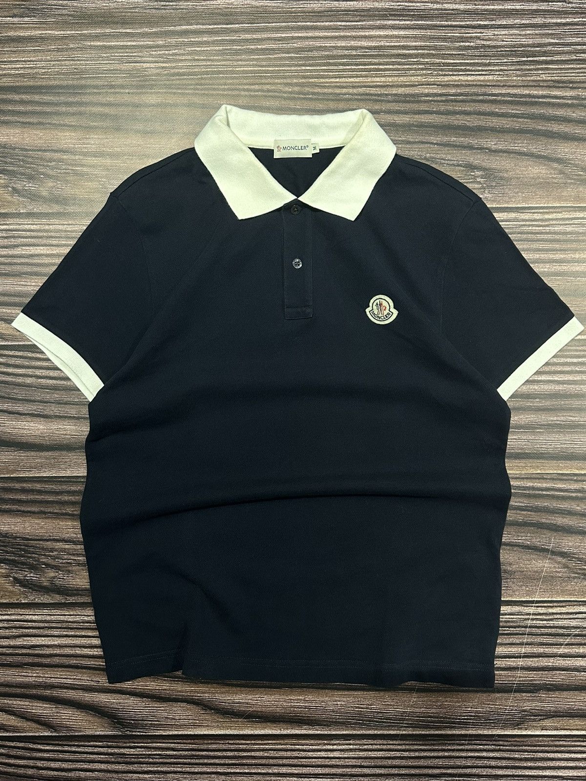 image of Luxury Polo Moncler Big Logo in Dark Blue, Men's (Size Medium)