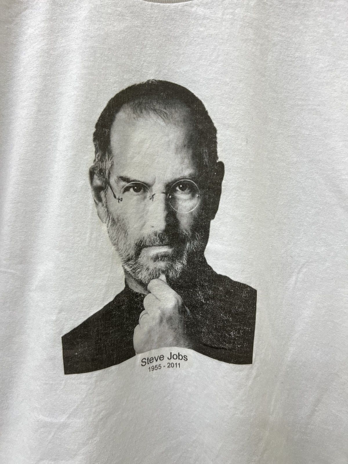Apple Vintage Y2K Apple Steve Jobs Memorial Tee Size US M / EU 48-50 / 2 - 2 Thumbnail