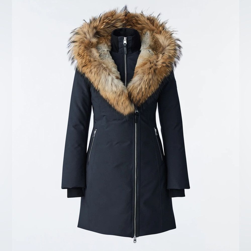 Mackage Mackage Trish Powder Touch Down Coat With Natural Fur Signa Size L / US 10 / IT 46 - 1 Thumbnail