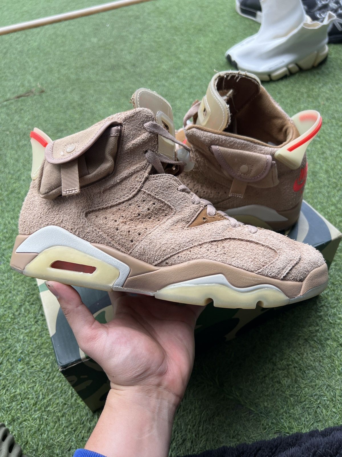 Jordan Brand × Travis Scott Travis Scott x Air Jordan 6 Retro SP British Khaki DH0690200 Size US 9.5 / EU 42-43 - 1 Thumbnail