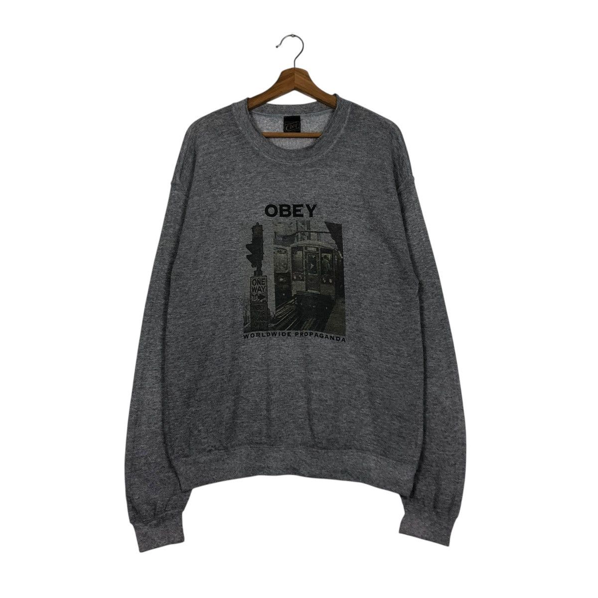 Obey 🔥VINTAGE SWEATSHIRT OBEY BIG LOGO OVER PRINT Size US M / EU 48-50 / 2 - 3 Thumbnail