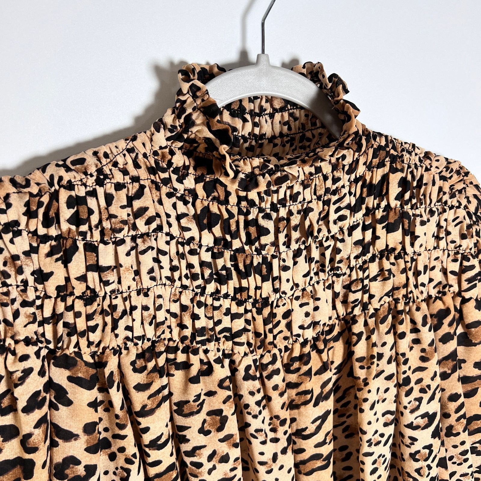 Frame Frame Smocked Cheetah Blouson Blouse Camel Mock Neck Size M Size M / US 6-8 / IT 42-44 - 6 Thumbnail