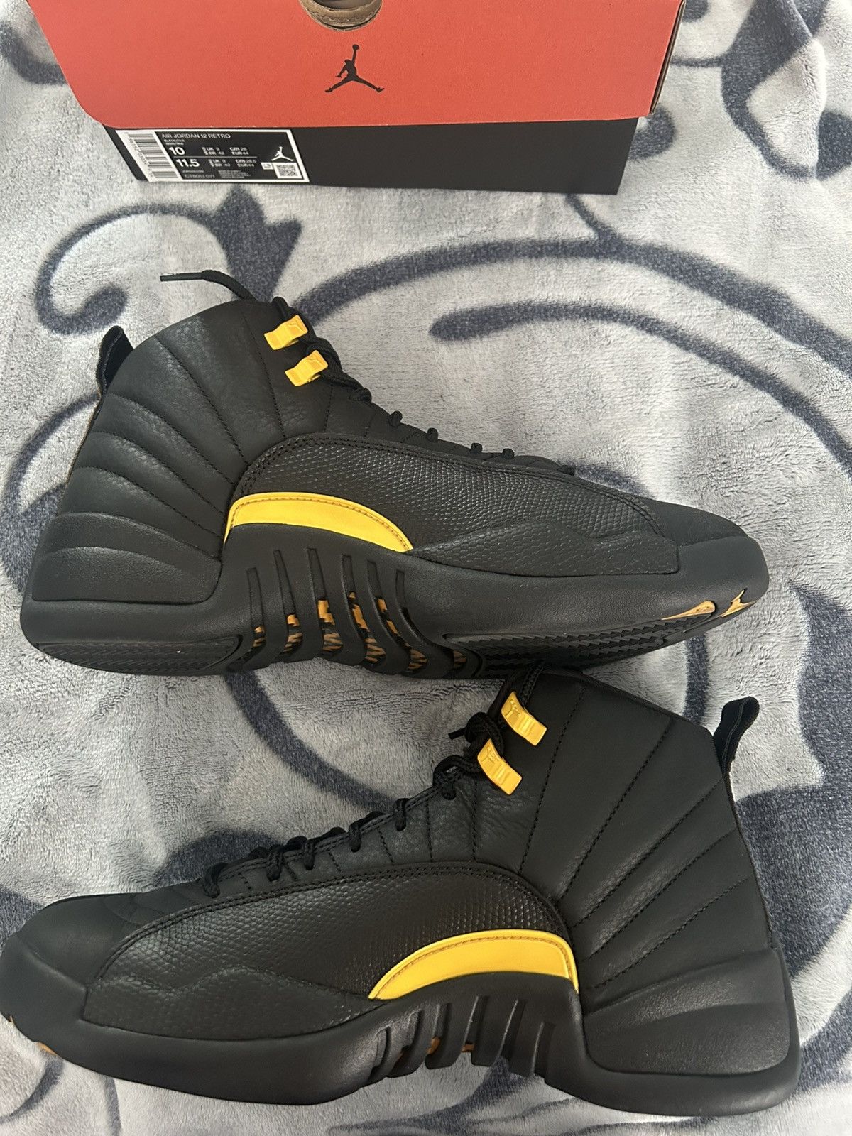 Jordan Brand Jordan 12 Black Taxi Size US 10 / EU 43 - 2 Thumbnail