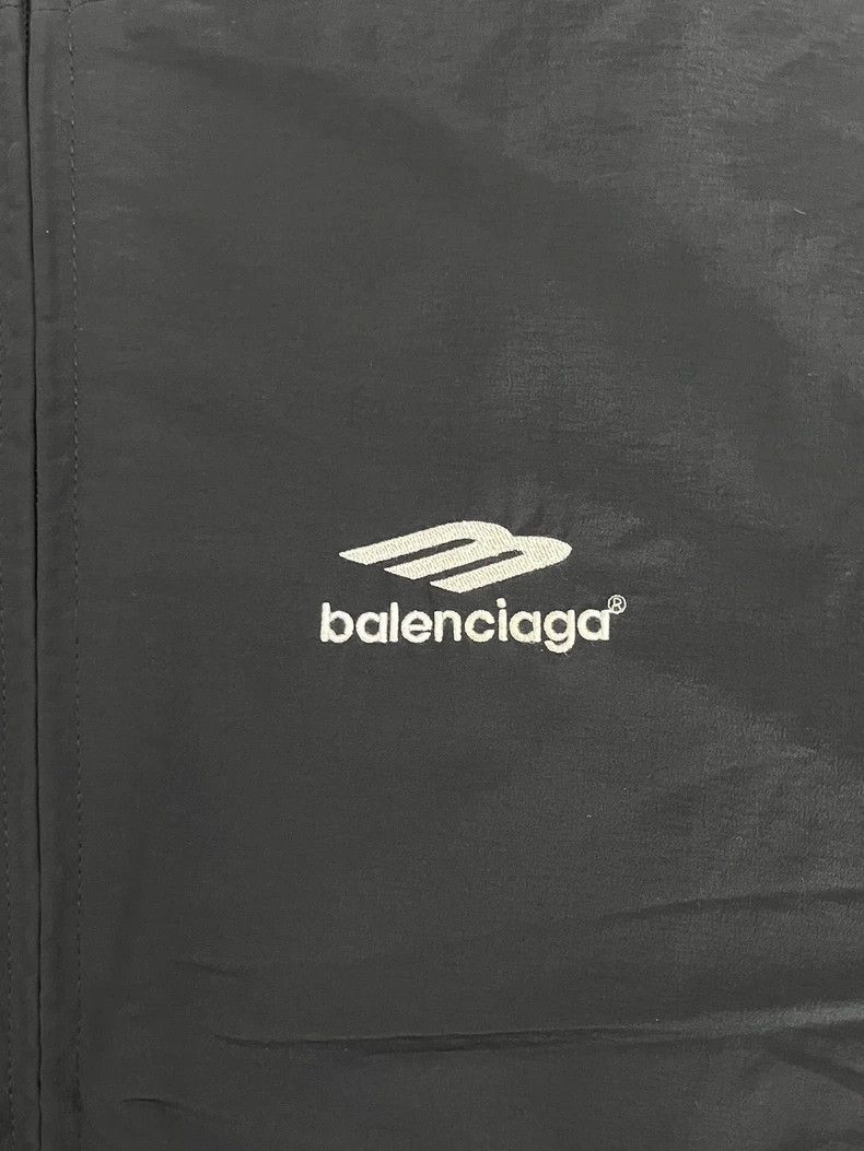 Balenciaga Balenciaga Solid Logo print zip-up sport long-sleeve jacke Size US M / EU 48-50 / 2 - 3 Thumbnail