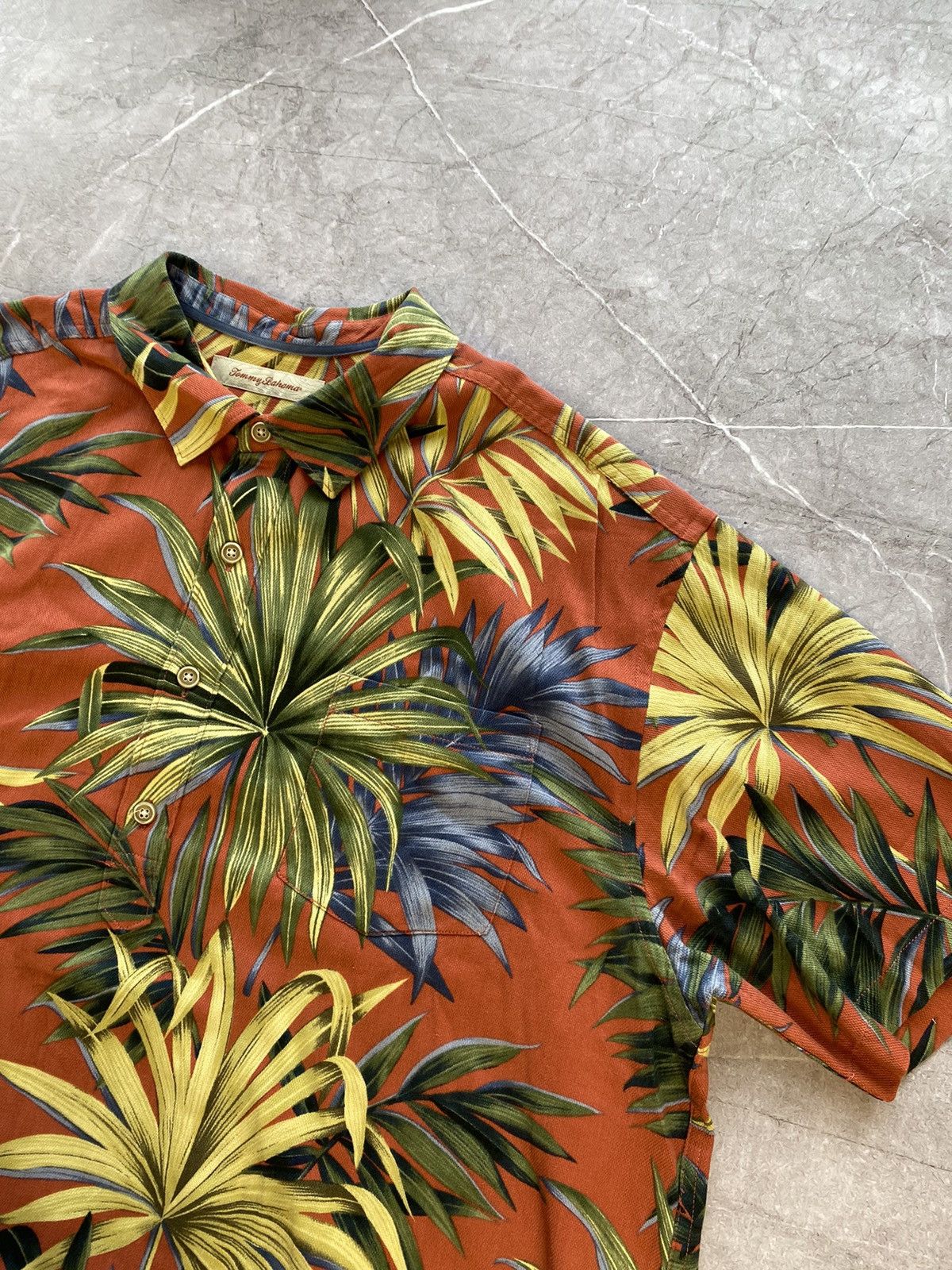 Tommy Bahama × Vintage Rare Tommy Bahama Hawaiian Floral Graphic Camp Shirt Silk Size US XL / EU 56 / 4 - 5 Thumbnail