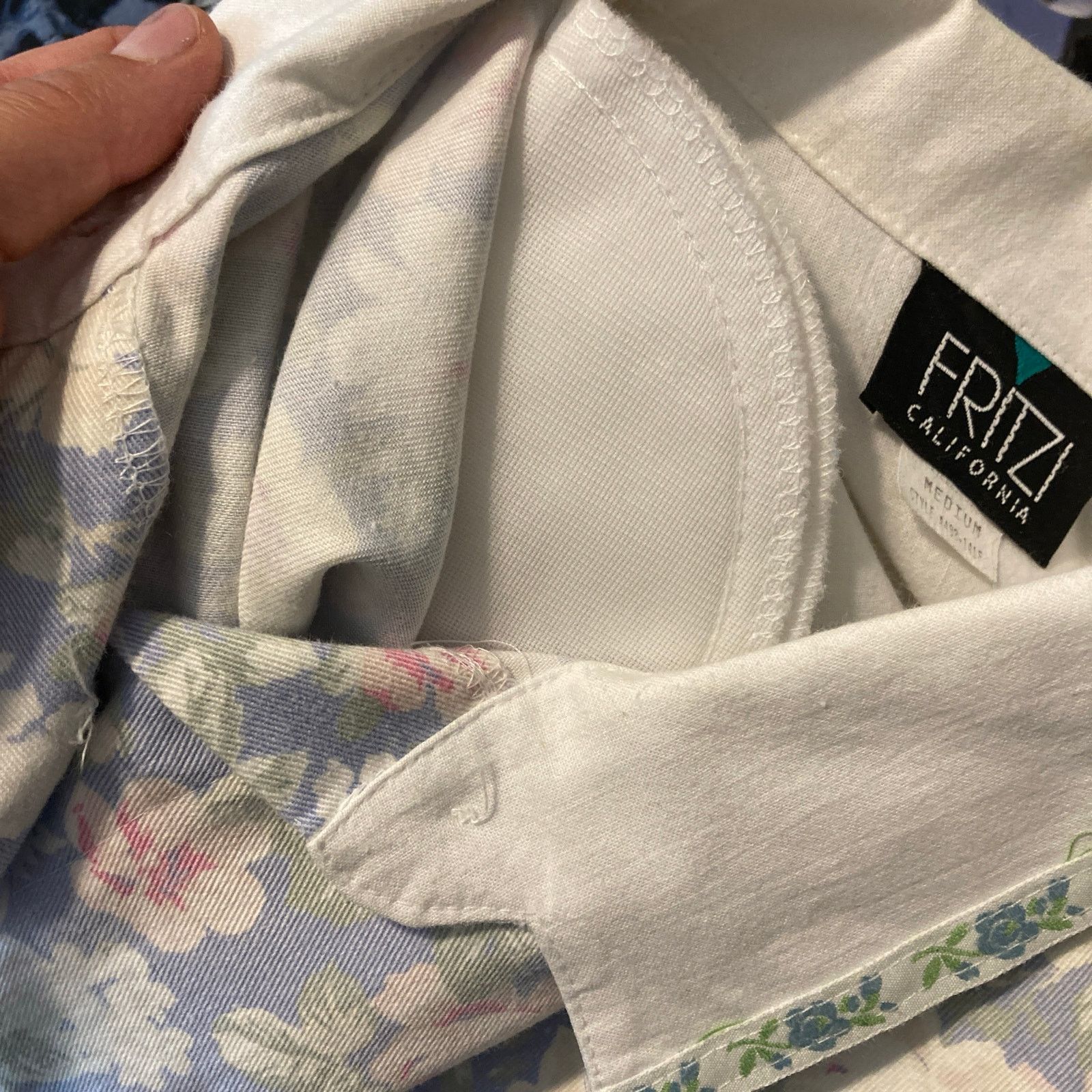 Other Vintage 90’s Fritzi California Retro White Blue Button Shirt Size M / US 6-8 / IT 42-44 - 14 Thumbnail
