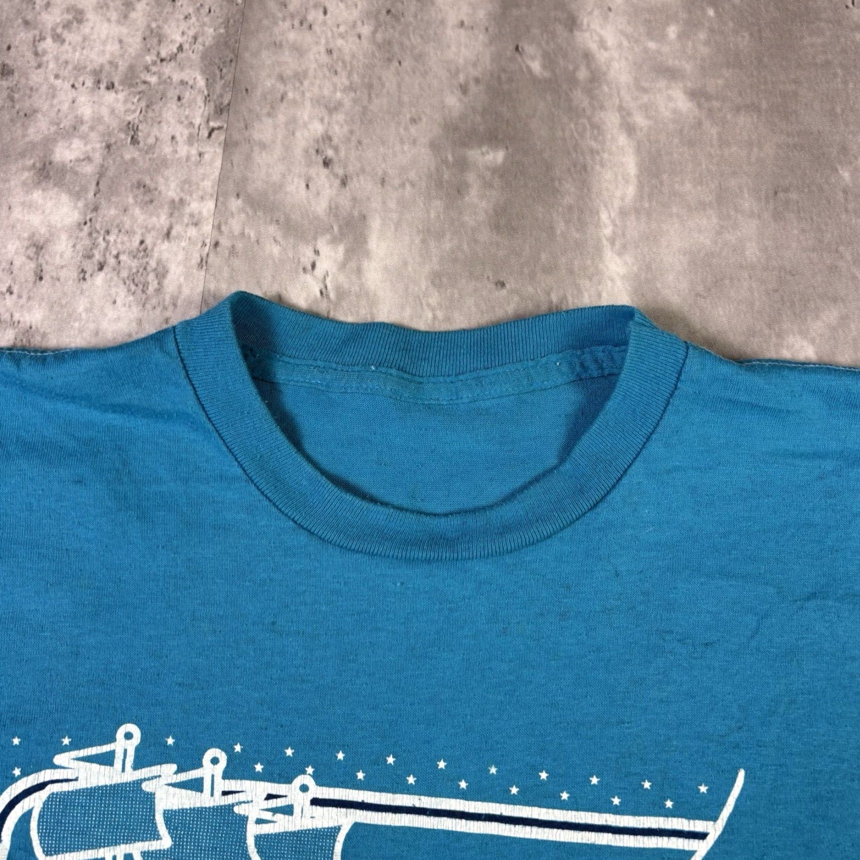 Vintage VINTAGE Marathon T Shirt Blue Long Sleeve 80s Graphic Print Crew Neck Adult L Mens Size US L / EU 52-54 / 3 - 8 Thumbnail