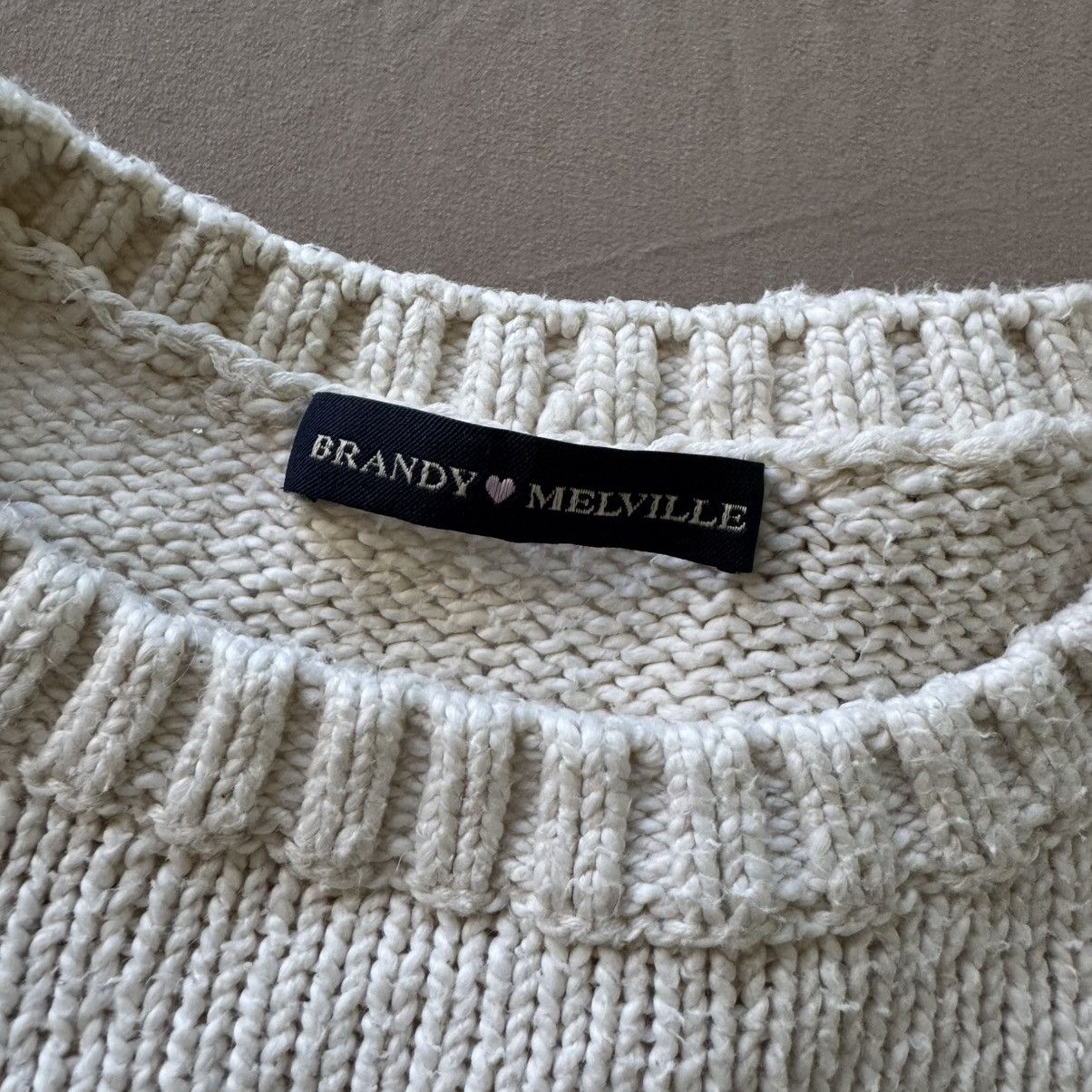 Brandy Melville Brandy Melville Oversized Brianna Sweater Size ONE SIZE - 3 Thumbnail
