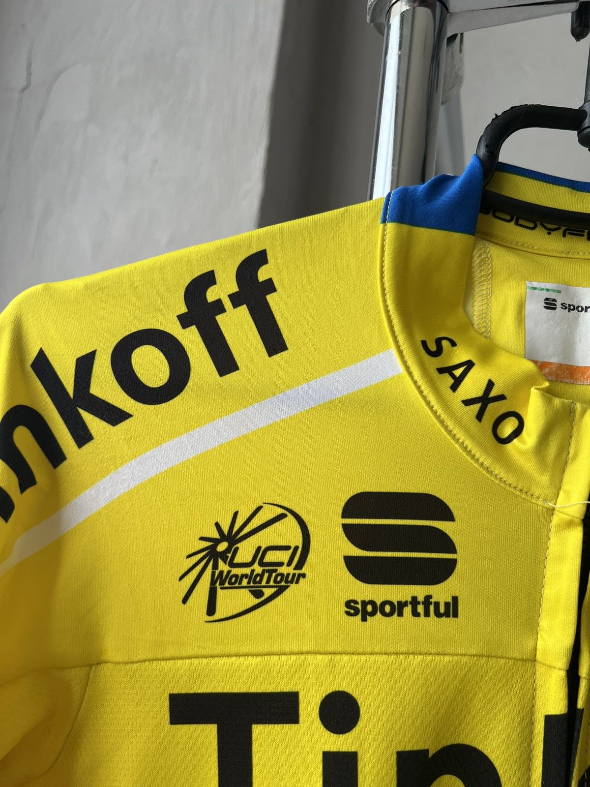 Other TINKOFF SAXO BANK TEAM UCI WORLD TOUR CYCLING JERSEY Size US L / EU 52-54 / 3 - 5 Thumbnail