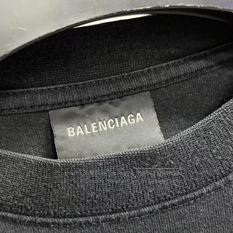 Balenciaga Balenciaga Black Coke embroidery loose fit short-sleeve T- Size US S / EU 44-46 / 1 - 3 Thumbnail
