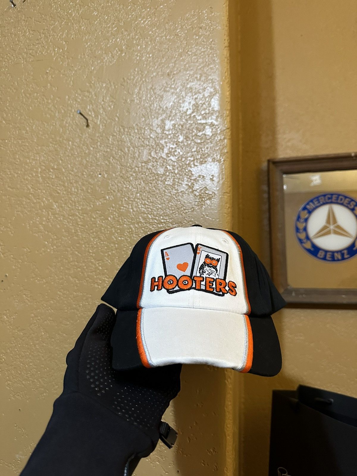 4GSELLER × Vintage 📌 vintage Hooters Casino adjustable hat y2k Size ONE SIZE - 2 Thumbnail